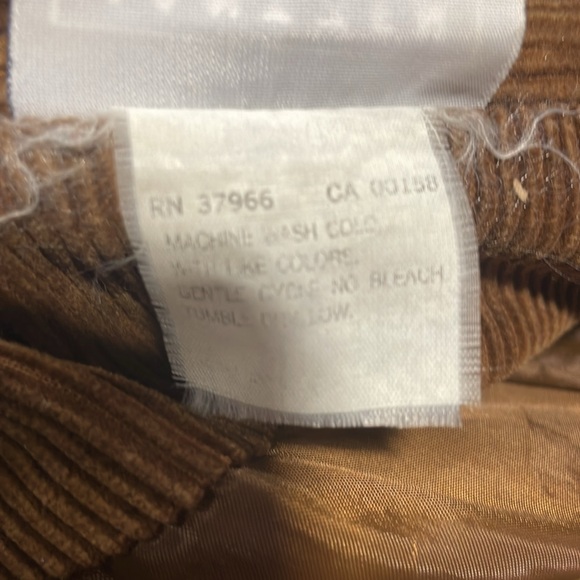Ladies brown corduroy button up jacket. - Picture 6 of 6